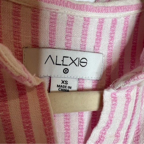 ALEXIS x Target Striped Tulip Sleeves Shirtdress. Size XS - Picture 10 of 11